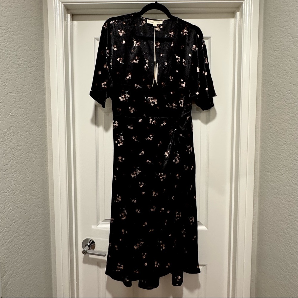 NWT! Lovestitch Sexy Silky Black Floral V-Neck Wrap Dress Hi-Low Hem Size S
